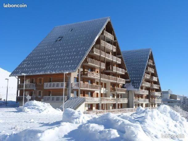 Superbesse Appartement 4-6 Pers. 2 Ch. Dans Residence 3 Etoile Avec Piscine Bagian luar foto